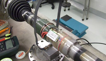 ATESTEO | Technologies involved in vehicle drive system benchmarking: measurement technology in the components of the drivetrain - torque meter shaft.