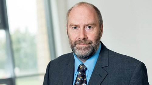 atesteo-management-ceo-wolfgang-schmitz-500x281px